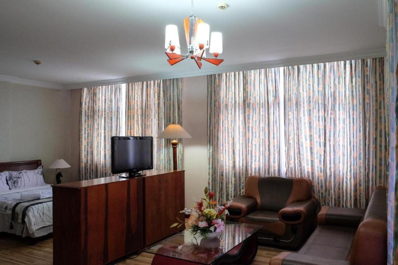 Jeruton Hotel Kampong Jerudong Kültér fotó
