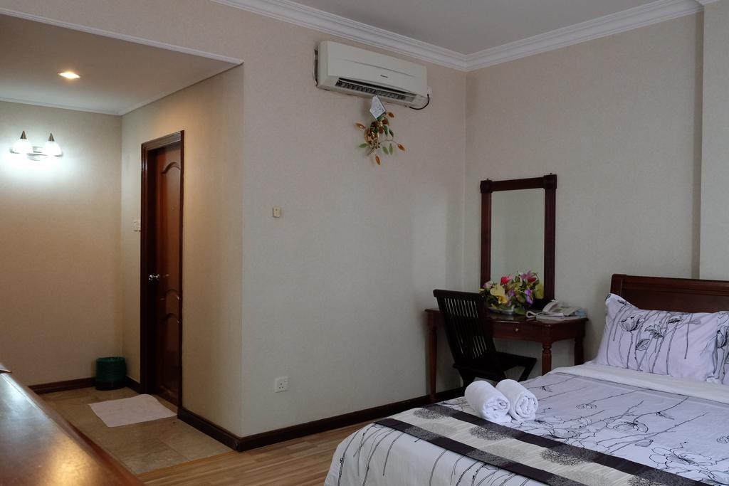 Jeruton Hotel Kampong Jerudong Szoba fotó
