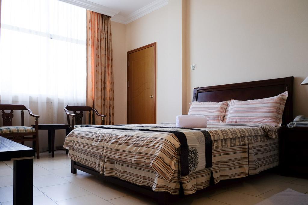 Jeruton Hotel Kampong Jerudong Szoba fotó